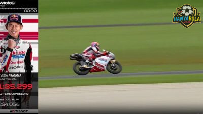 Veda Ega Pratama Sabet Pole Position Perdana Moto3 Australia